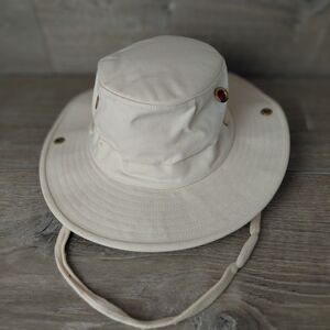The Tilley Hat Endurables Cream Size 7 1/8 Bucket Hiking Fishing Outdoors Safari